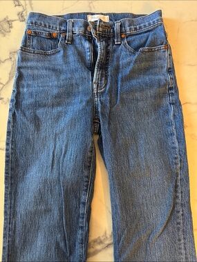 Madewell Women's Straight-Leg Jeans in Medium Blue Denim